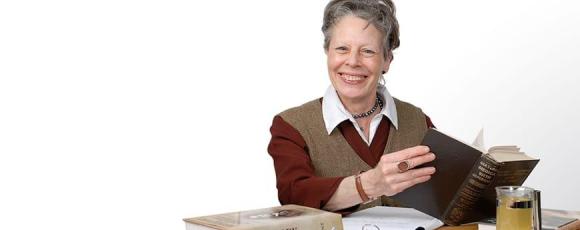 Herbal Medicine <br> online learning student, Val